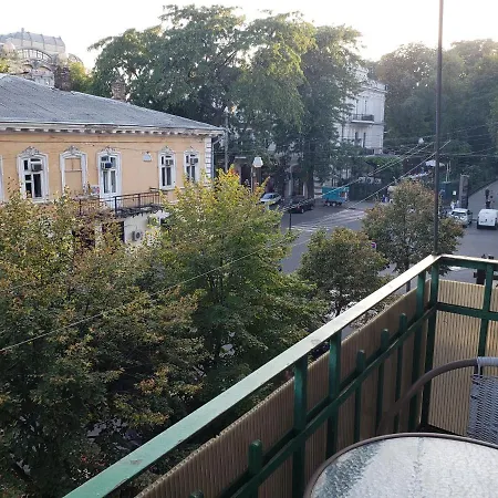 Апартаменты 3room Near Opera House